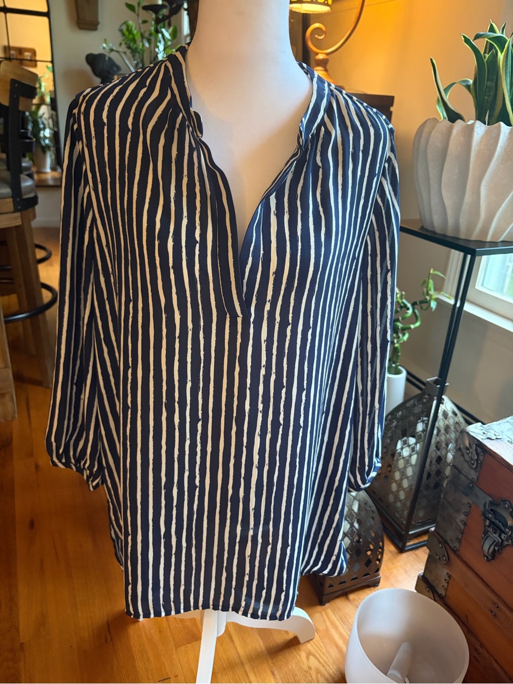 Women's Banana Republic Navy and White Striped V-Neck Blouse
